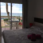 Primera Linea De Mar *