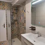 Primera Linea De Mar Apartment *