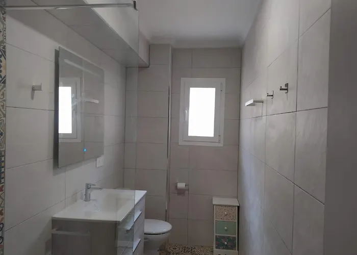 Primera Linea De Mar Apartment *